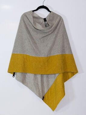 Henriette Steffensen Fleece Oversized Poncho Shawl Scarf Gray Yellow Colorblock